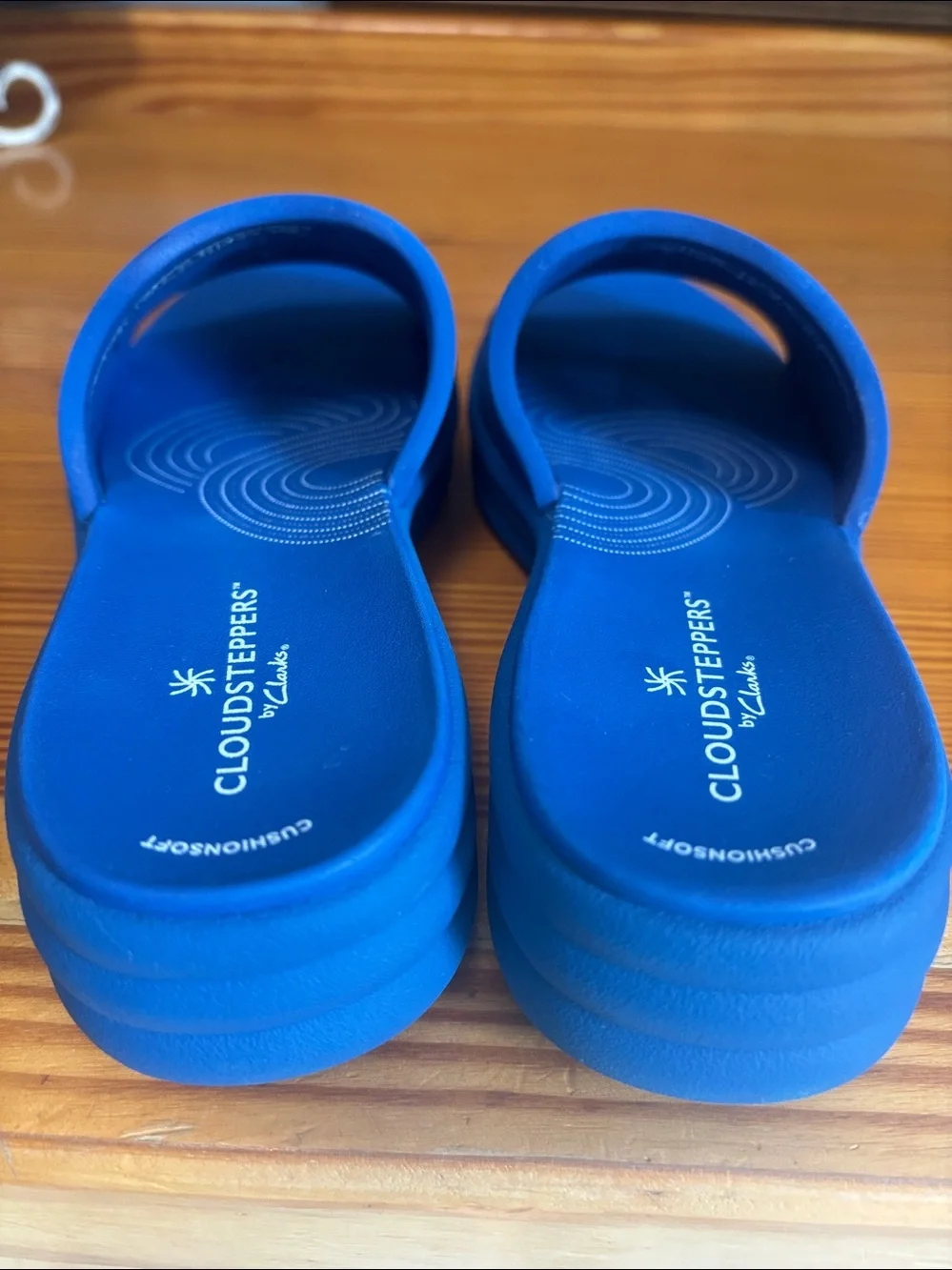 Clark’s Cloudsteppers Drift Floral Cutout Slide Sandals 7M